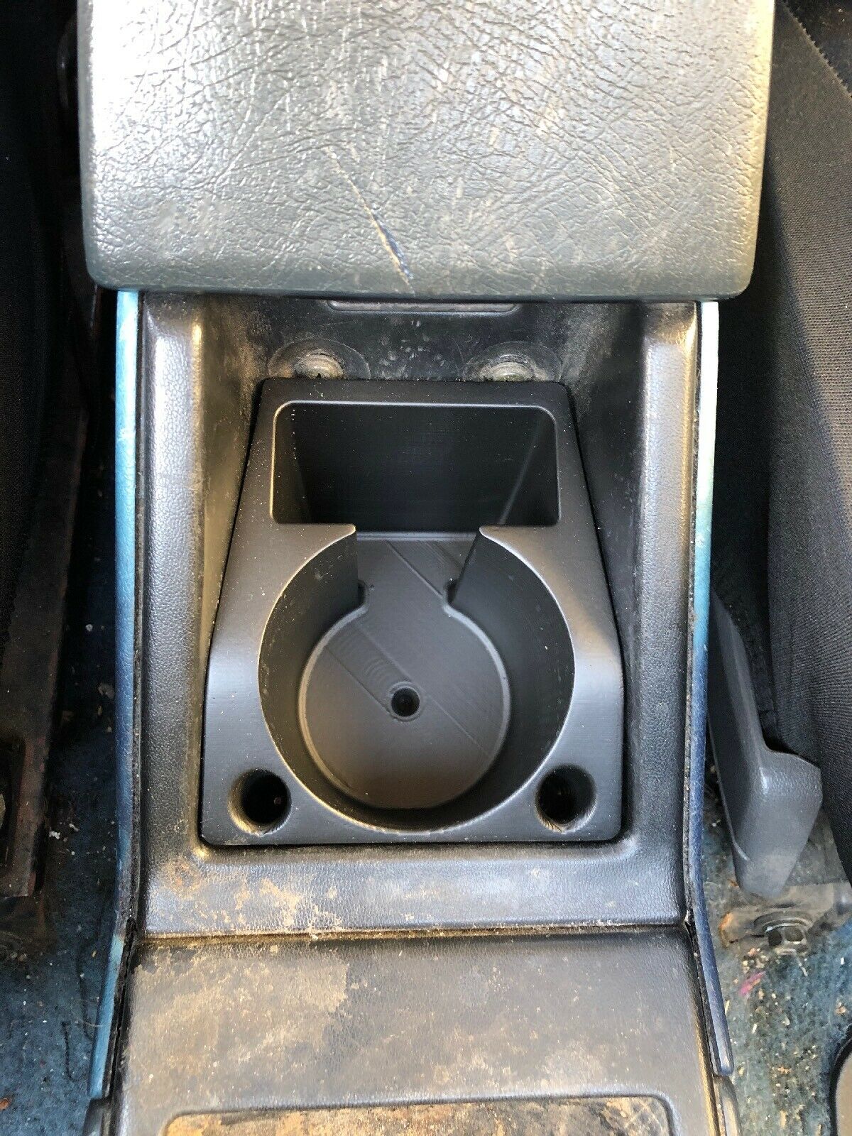 Toyota pickup cup holder discount